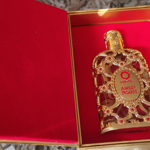 Amber Rouge perfume - Picture 5 of 5
